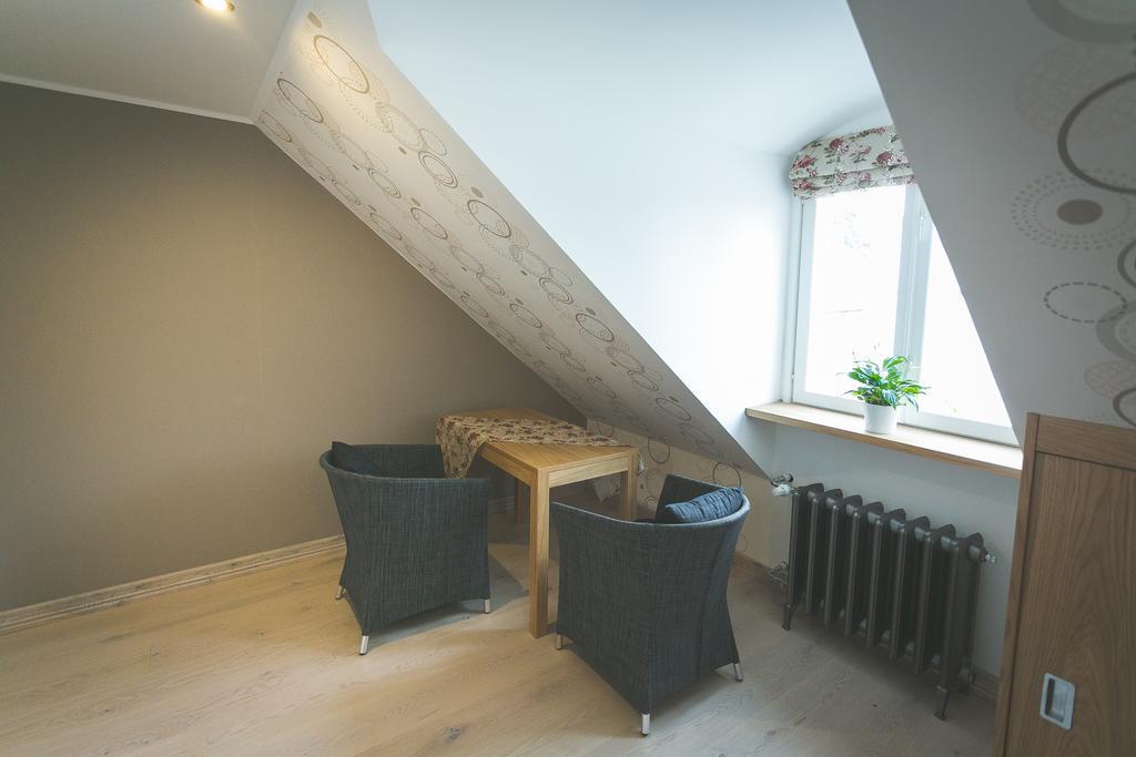 Arina Guest Apartment Kuressaare Kamer foto